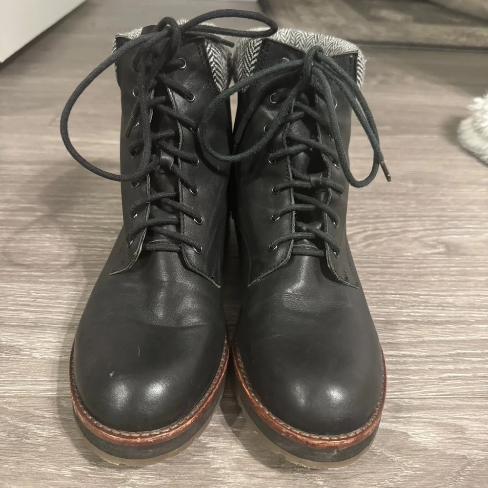 MATT BERNSON Black Leather Lace-Up Boots Herringbone Cuffs Lug Sole Size 10 EUC - Picture 4 of 10